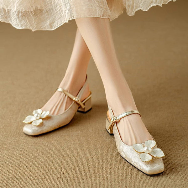 Tilda™ | Ajattomat elegantit Mary Janes